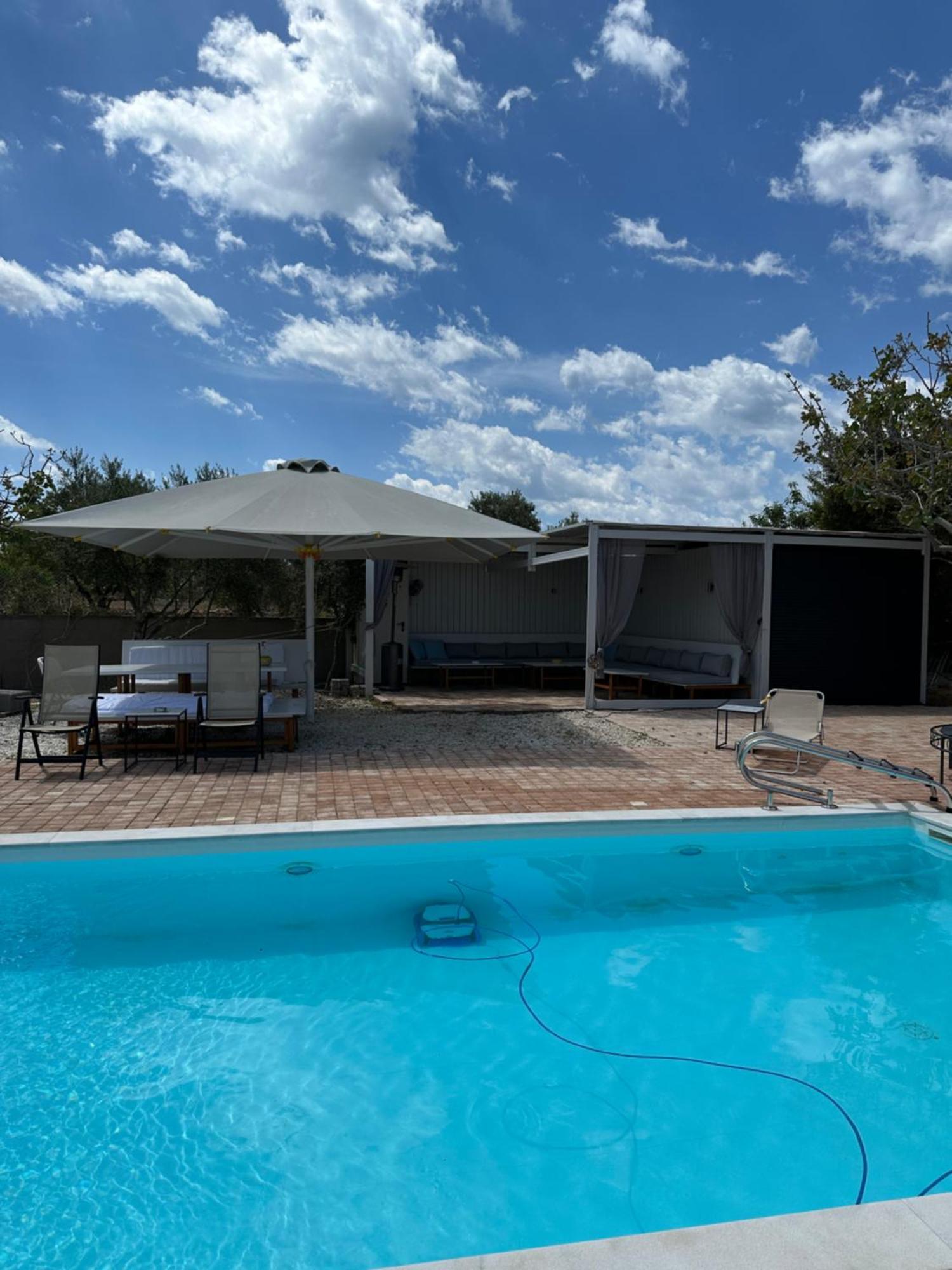 Solmar Aegina With Private Pool - Jacuzzi Apartment Khloi ภายนอก รูปภาพ