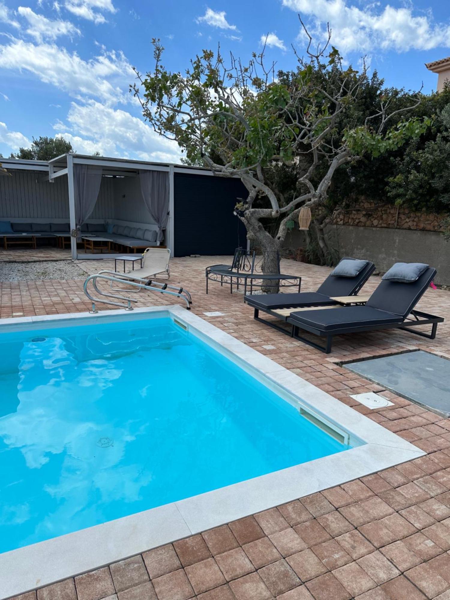 Solmar Aegina With Private Pool - Jacuzzi Apartment Khloi ภายนอก รูปภาพ